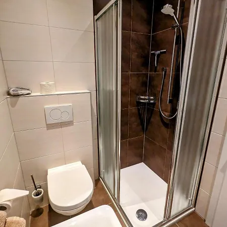 Haus Talblick * 카프룬